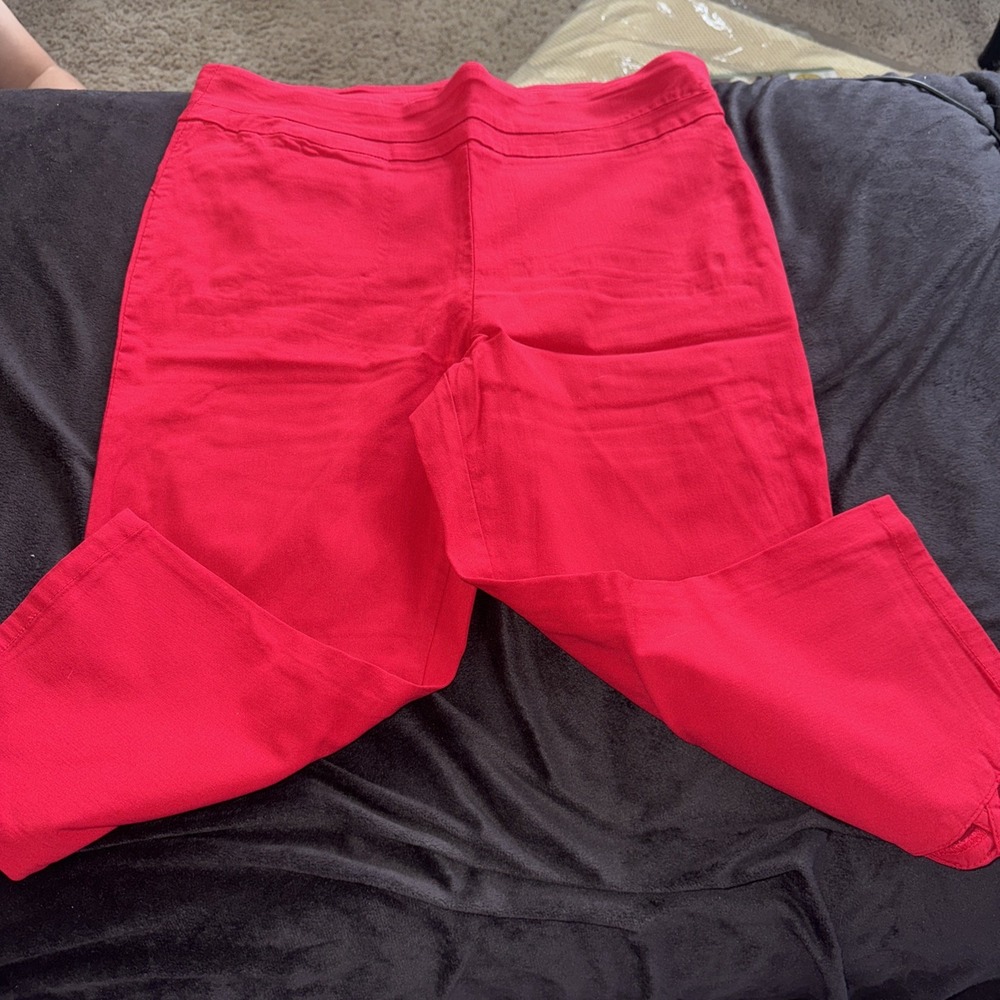 Women's Size‎ 16 Pull On Cropped Pants By Kim Roger's Red